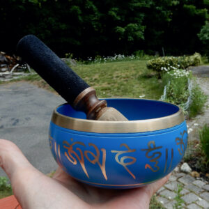 Fatima Hand Singing Bowl3